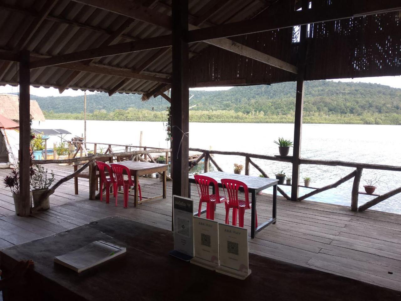 Villa The Floating House Krŏng Kaôh Kŏng Zimmer foto